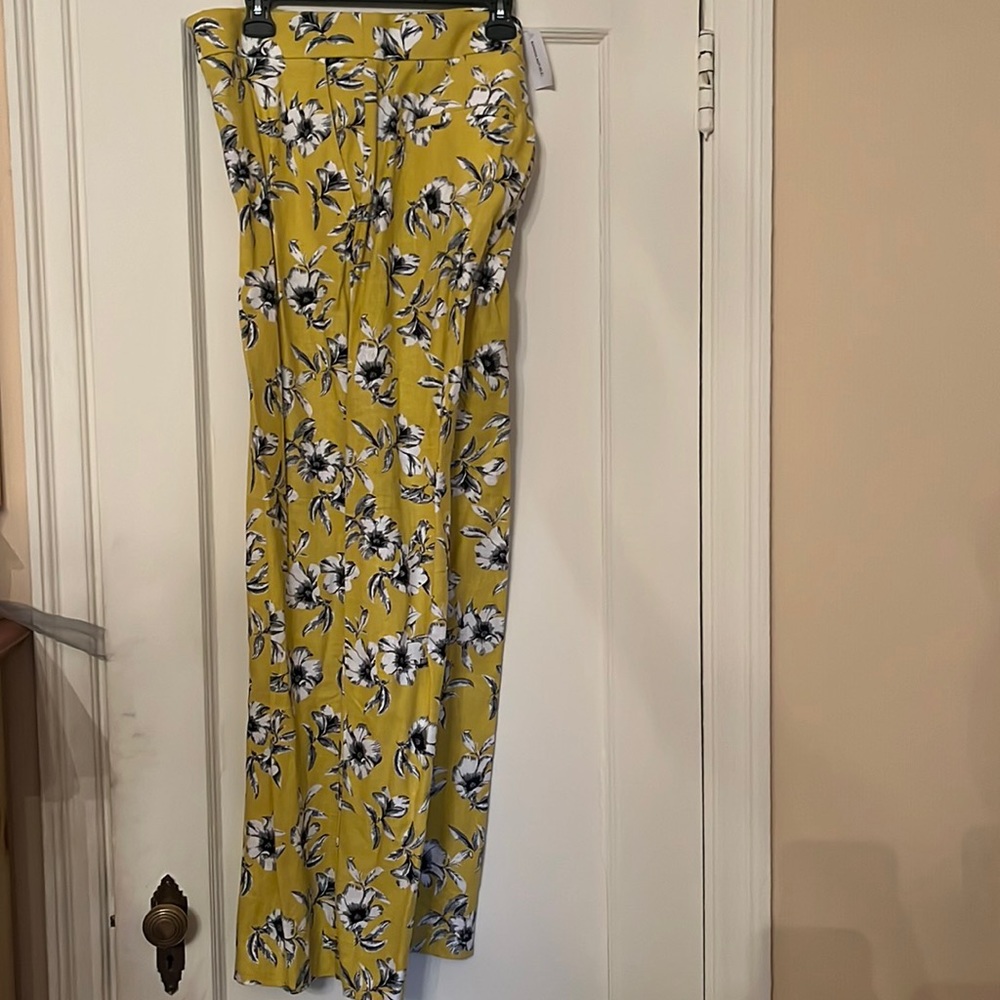 New with tag size 14 Banana Republic floral pants